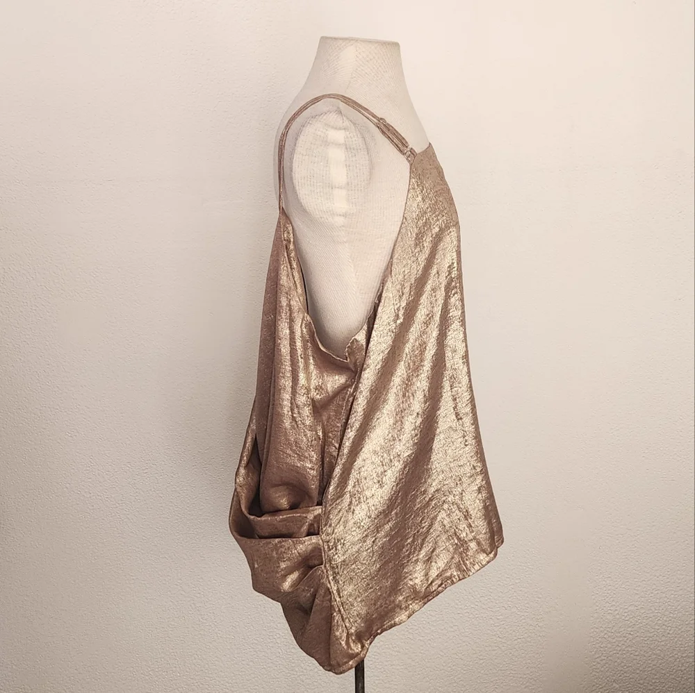 Shein Halter Curve Draped Back Foil Sleeveless Top Gold Plus Size 2X - Picture 7 of 12